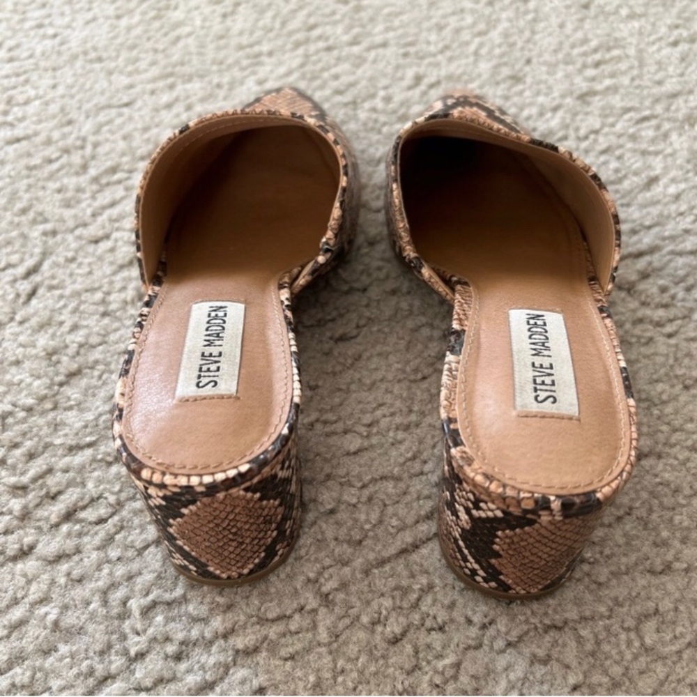 Womens Steve Madden snake skin heel - Picture 3 of 4